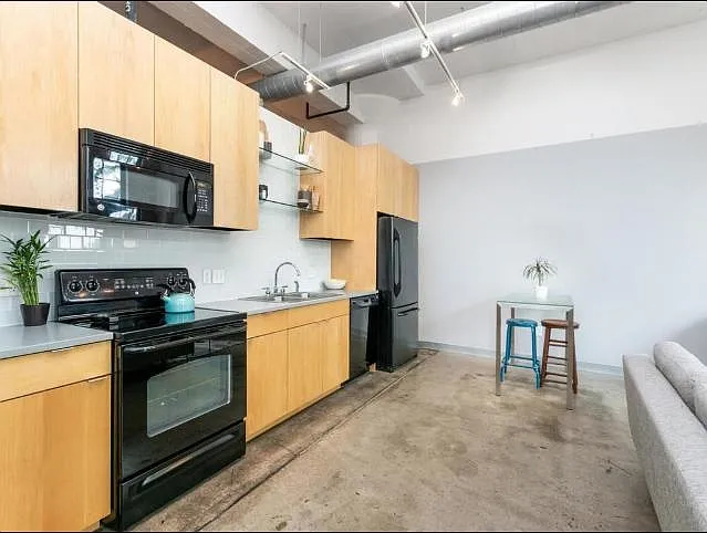 730 Stinson Blvd #124 — Photo 5