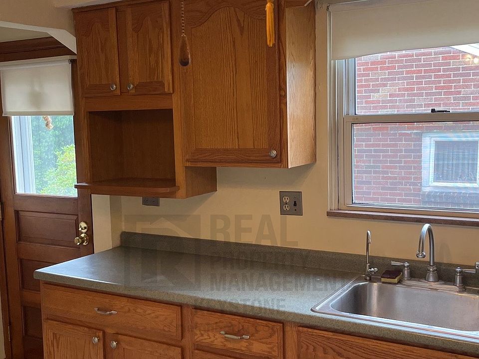 910 9th St Clairton, PA, 15025 Apartments for Rent Zillow