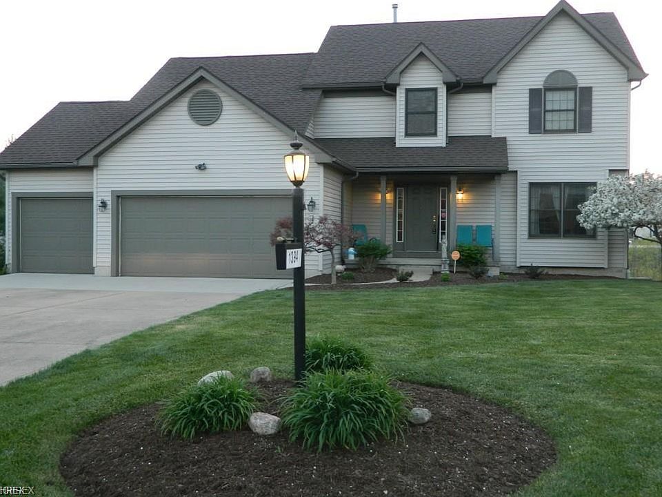 1st image of 1394 Troon Ave