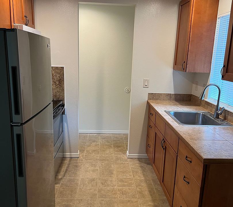 1st image of 3300-3330 SW 320th St #25