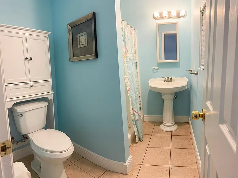 1260 Balmy Beach Dr — Photo 3