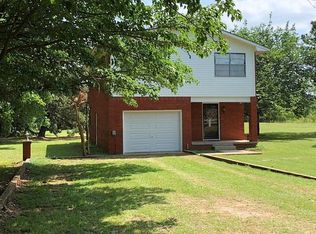 5771 Sequoyah St, Kingston, OK 73439