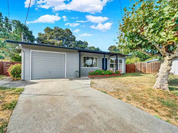 332 Calais Drive, Pinole, CA 94564