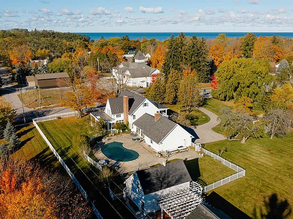 3rd image of 11801 S Lacore Rd