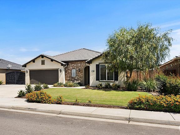3rd image of 11126 Arundel Way