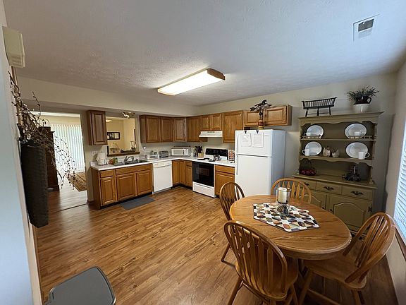 5th image of 281 E Main St Unit 4A