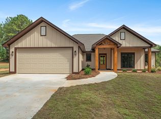 12 Millie Lott Rd, Sumrall, MS 39482
