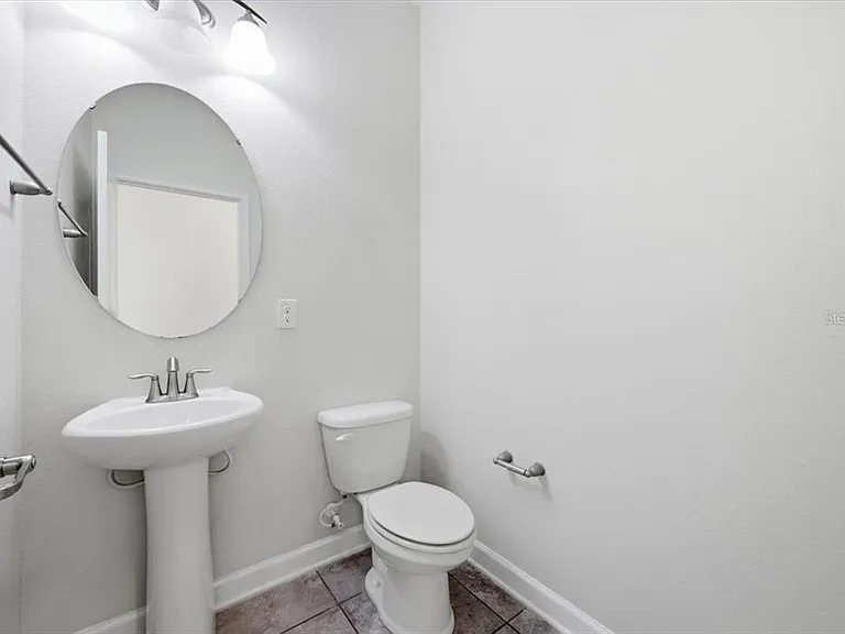 11854 Sonnet Ave — Photo 6