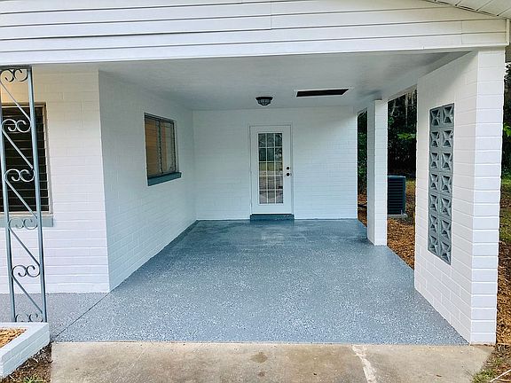 5th image of 514 NW 32nd Ave
