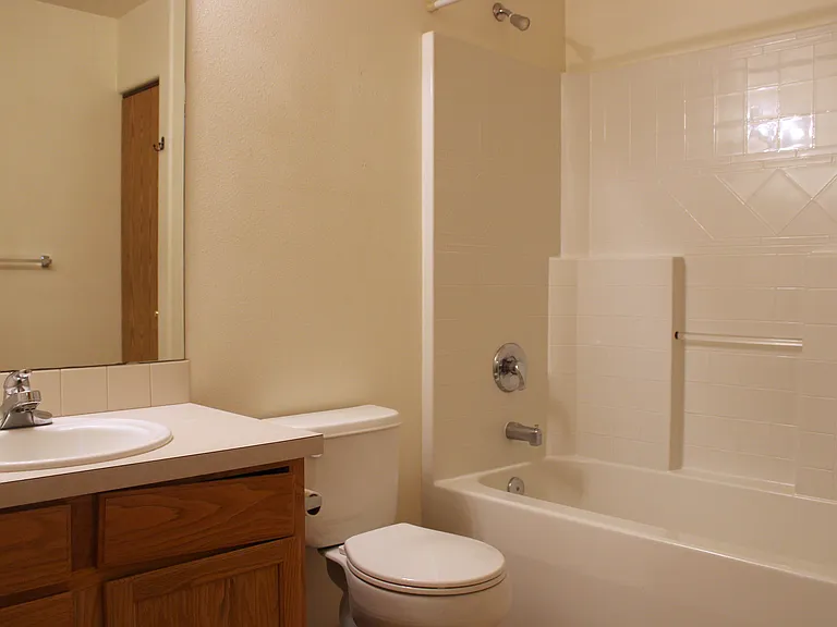 1231 McKittrick St #1 — Photo 16