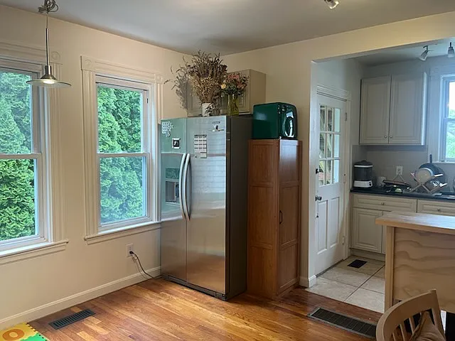 366 Pleasant St #1 — Photo 10