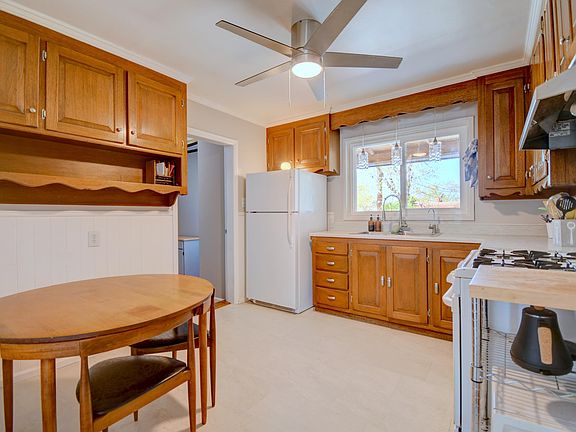 5th image of 3121 Madeira Dr NE