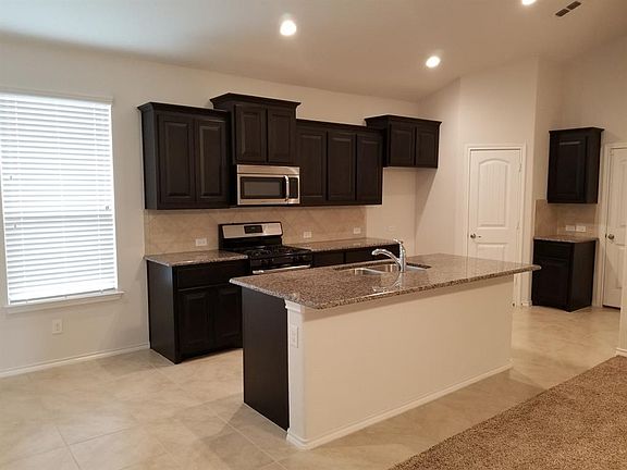 3rd image of 9256 Flying Eagle Ln