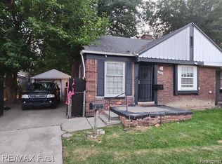 19726 Moross Rd, Grosse Pointe, MI 48224