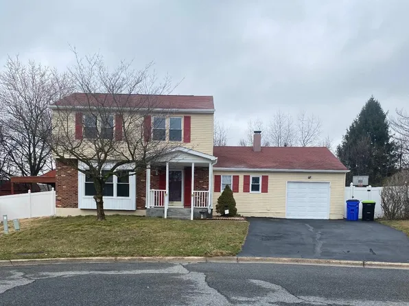 48 Augustine Pl, Bear, DE 19701
