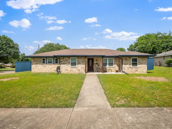 901 Lancaster Park Dr, Lancaster, TX 75146