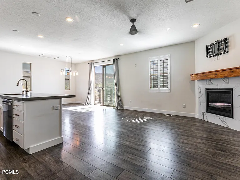 3359 Quarry Springs Dr — Photo 9