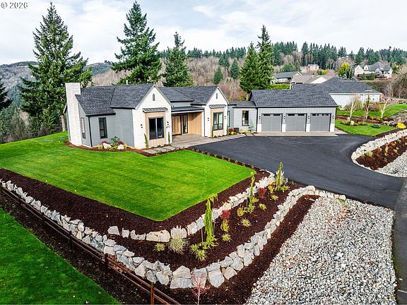 2nd image of 697 Sommerset Rd