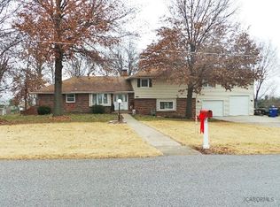 1905 Churchview Hts, Jefferson City, MO 65101