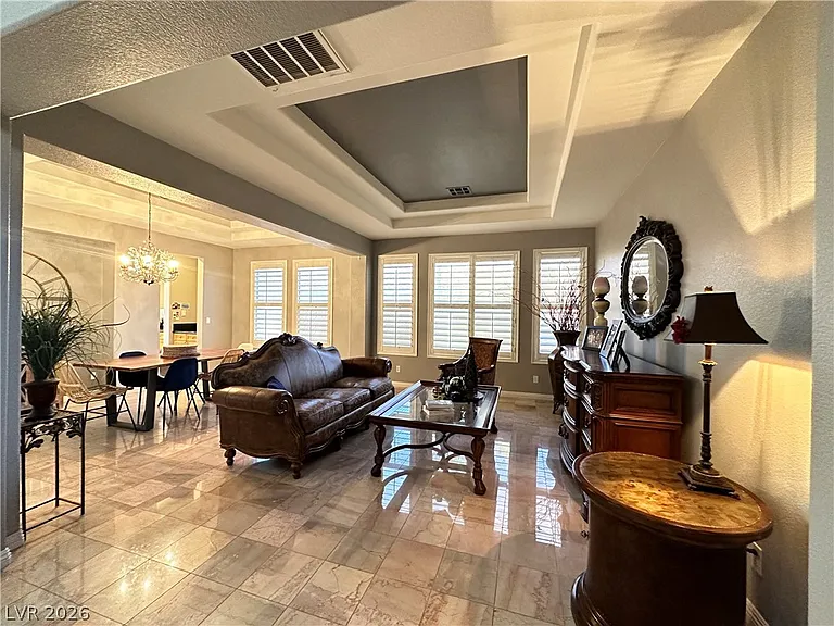 1211 Martini Dr — Photo 7