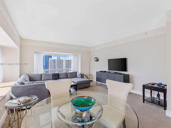 2nd image of 1435 Brickell Ave #3212/321