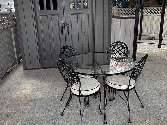 4th image of 8400 Shook Rd #107