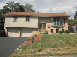 2704 College Park Rd, Allison Park, PA 15101