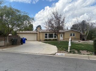 11886 Adams St, Yucaipa, CA 92399