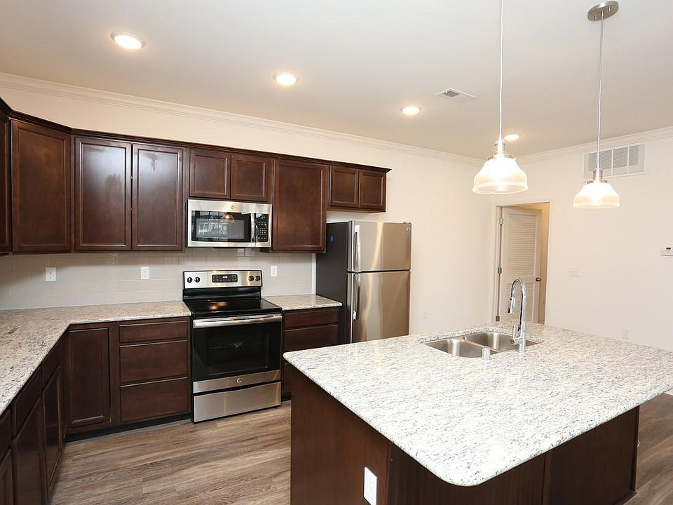 1st image of 840 Hays Blvd APT 2307