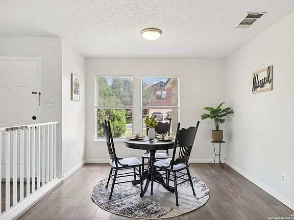 3rd image of 5723 UNION TERRACE