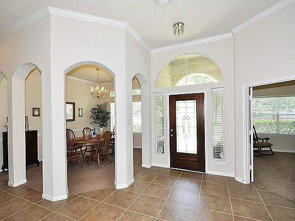 2nd image of 12119 Oak Hvn W