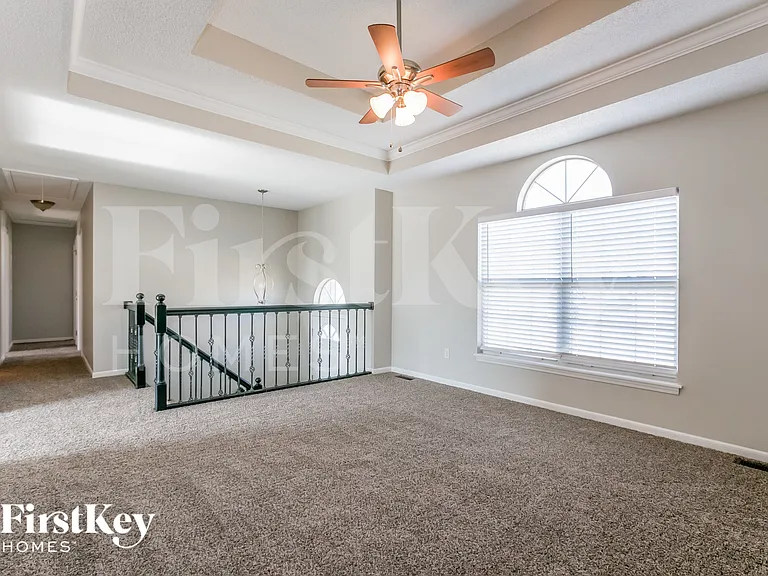 1603 Roberta Dr — Photo 5