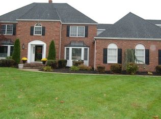 16 Covered Bridge Rd, Neshanic Station, NJ 08853