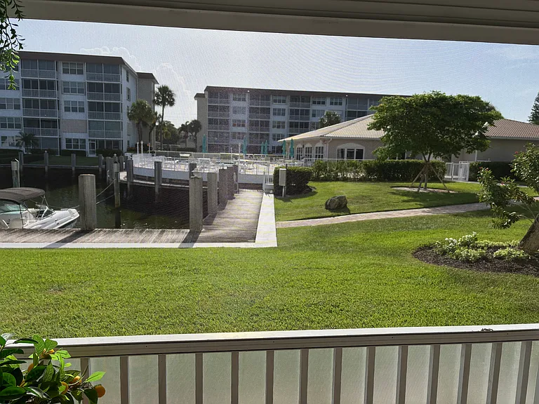 910 Dogwood Dr #142 — Photo 27