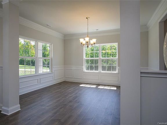 4th image of 119 Fox Tail Ct #39