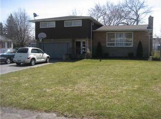 8267 Effie Dr, Niagara Falls, NY