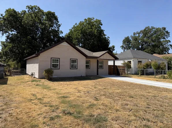 1205 Oak St, Grand Prairie, TX 75050
