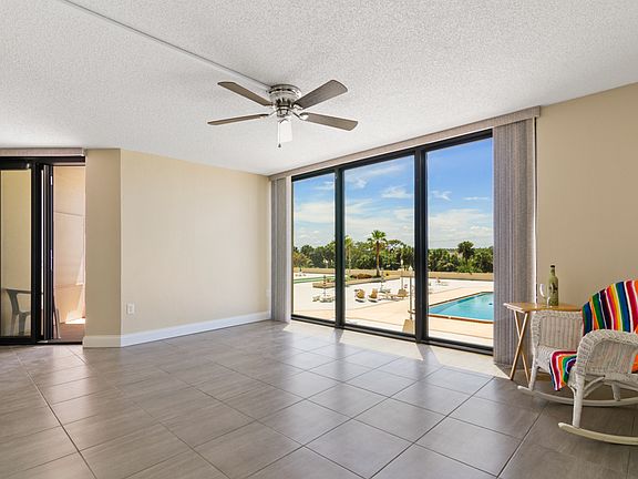 4th image of 1 Oceans West Blvd APT 2A6
