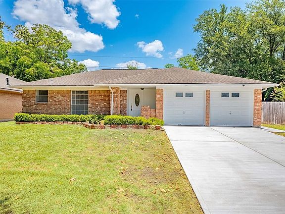 2nd image of 22106 Red River Dr