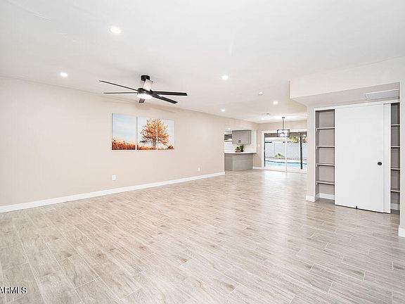 3rd image of 4446 W CAROL Avenue