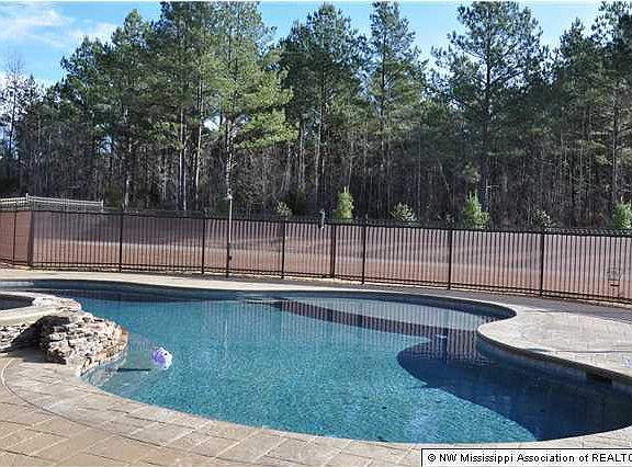 3rd image of 5124 Meadow Pointe Dr