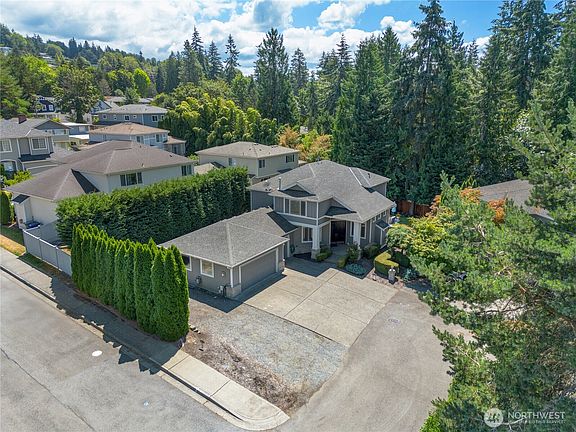 2nd image of 12865 SE 47th Place
