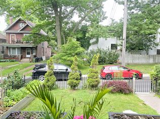 23 Beech Ave, Toronto, ON M4E3H3