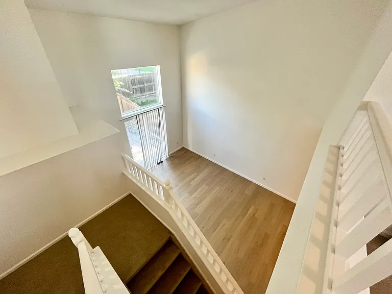 340 W 114th Pl — Photo 11