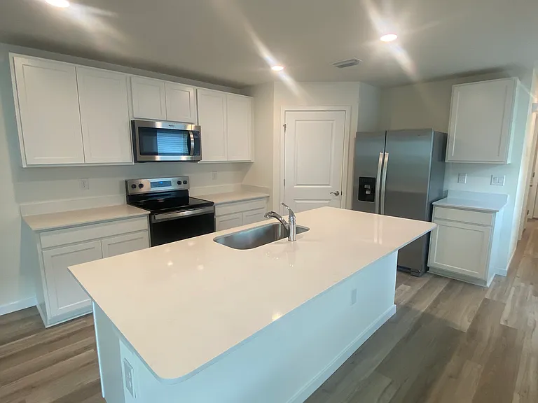 11511 Memorial Dr — Photo 22