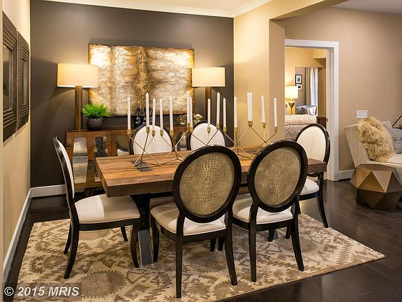 5th image of 2903 Bleeker St #30311