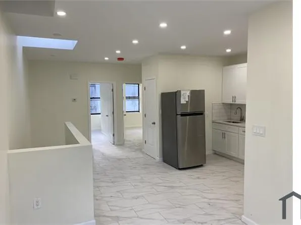 1213 Ogden Ave Floor 2, Bronx, NY 10452