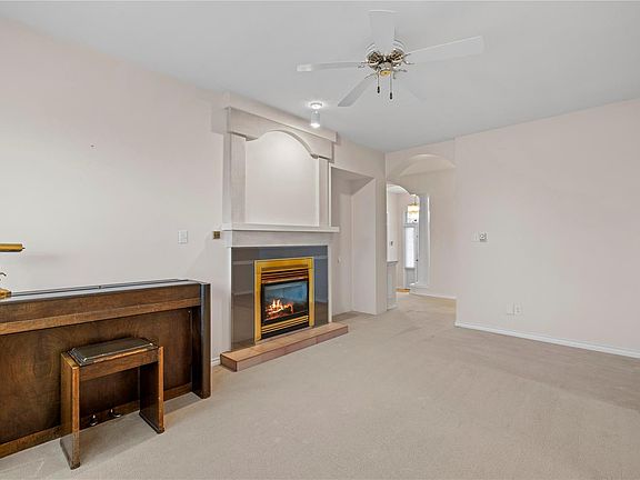 4th image of 6166 Waterbury Rd