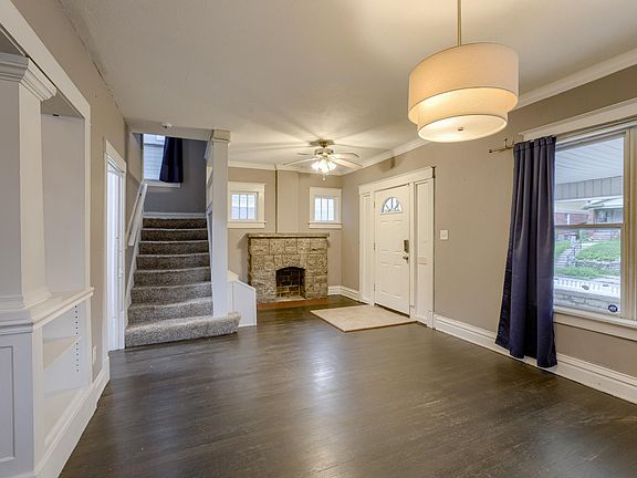 3rd image of 4132 Charlotte St