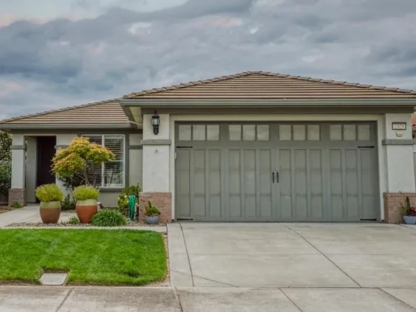 2325 Shadow Berry Dr, Manteca, CA 95336